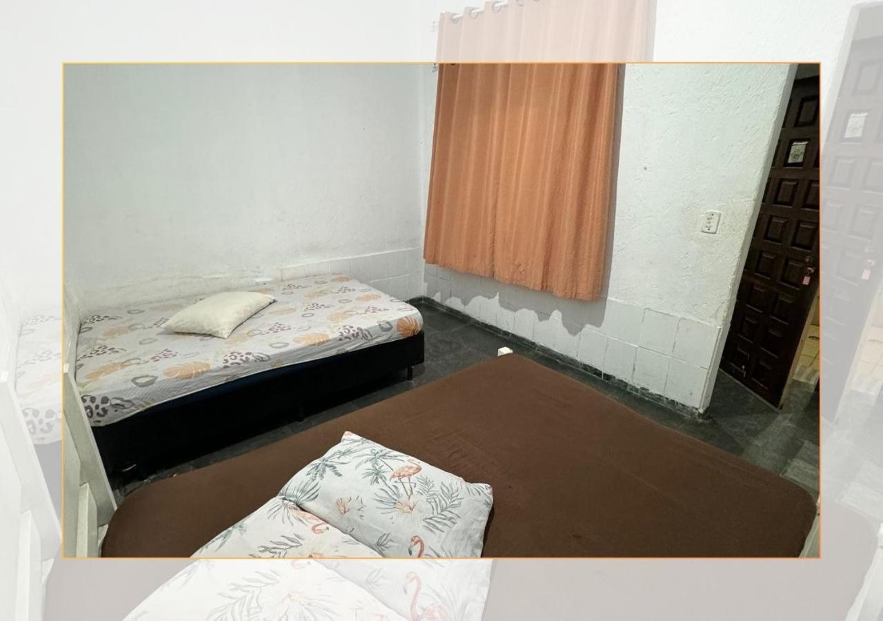 Habitación en casa particular Perolas De *
